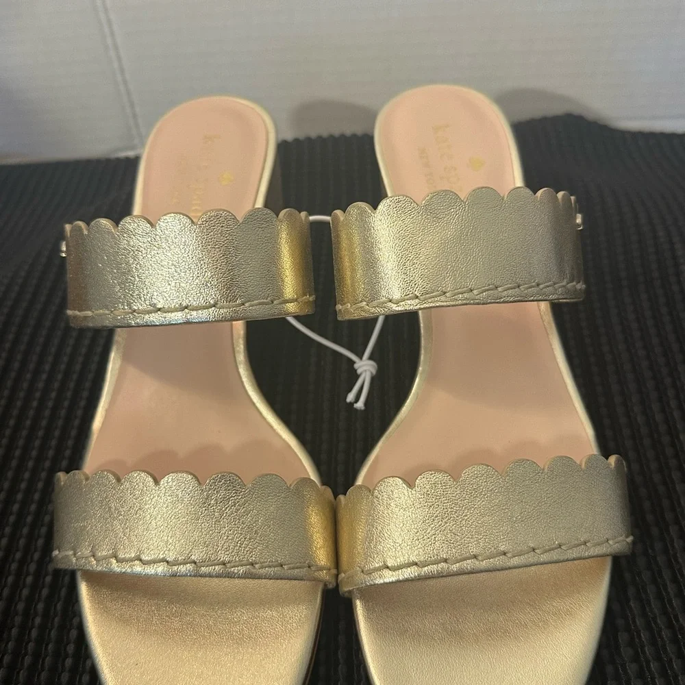🆕Kate Spade CHRISSIE Gold Scalloped Sandals